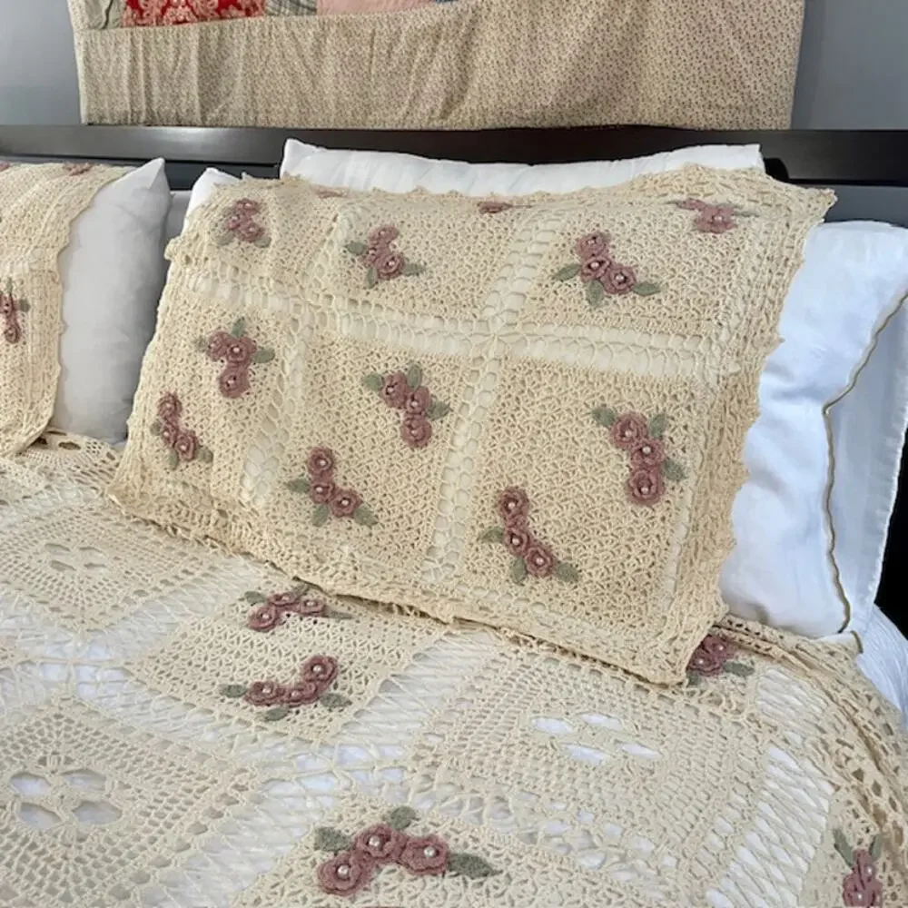 Hand Crocheted Bedspread Floral Applique King 95x83 Cottagecore Girls Bedroom